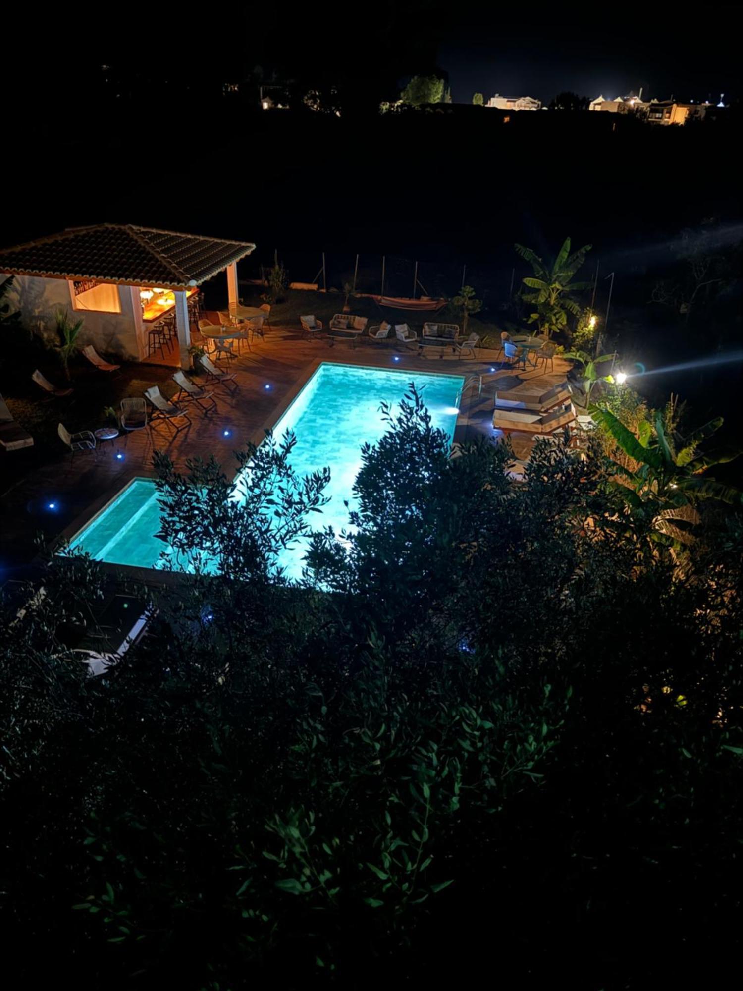 Kapetanios Luxury Lejlighedshotel Agios Georgios  Eksteriør billede