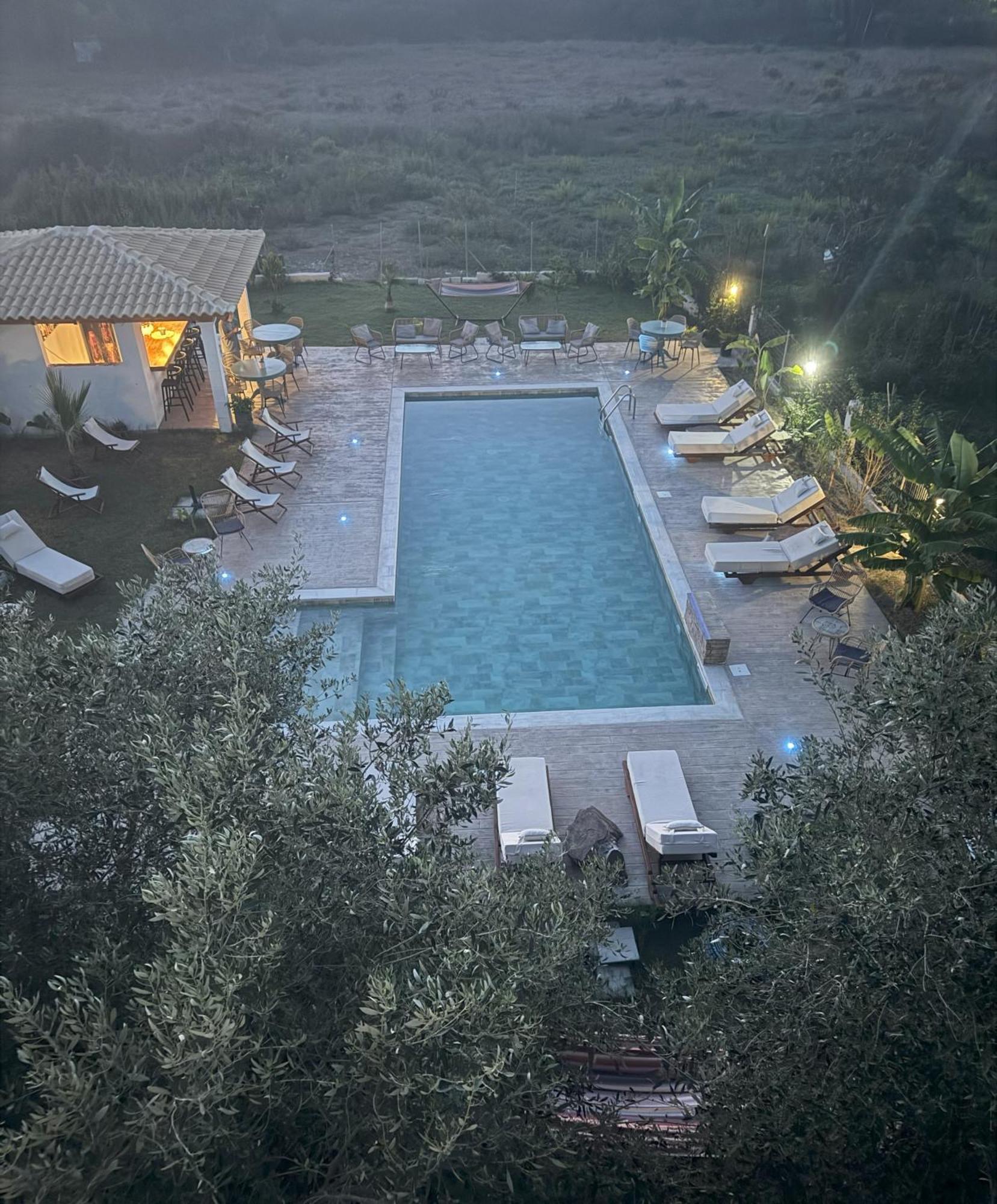 Kapetanios Luxury Lejlighedshotel Agios Georgios  Eksteriør billede